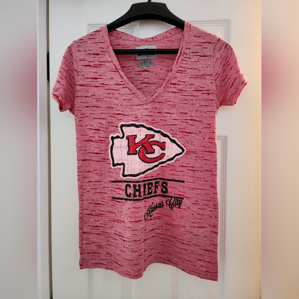 NWT Women's KC Chiefs shirt